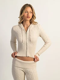 HARLOW BROOKE CABLE KNIT SWEATER - OATMEAL