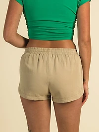 HARLOW SCALLOPED ELASTIC SHORT - CLEARANCE