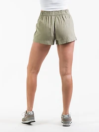 SHORT À TAILLE HAUTE POUR FEMMES