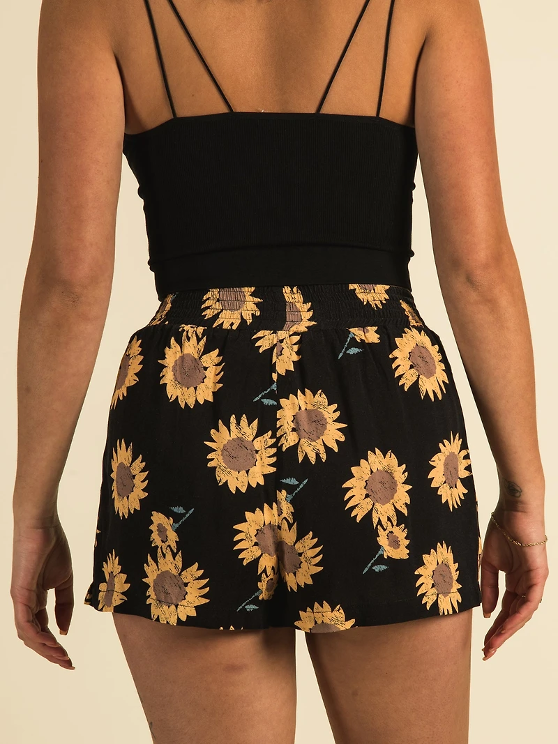 HARLOW HIGH RISE SHIRRED SHORT