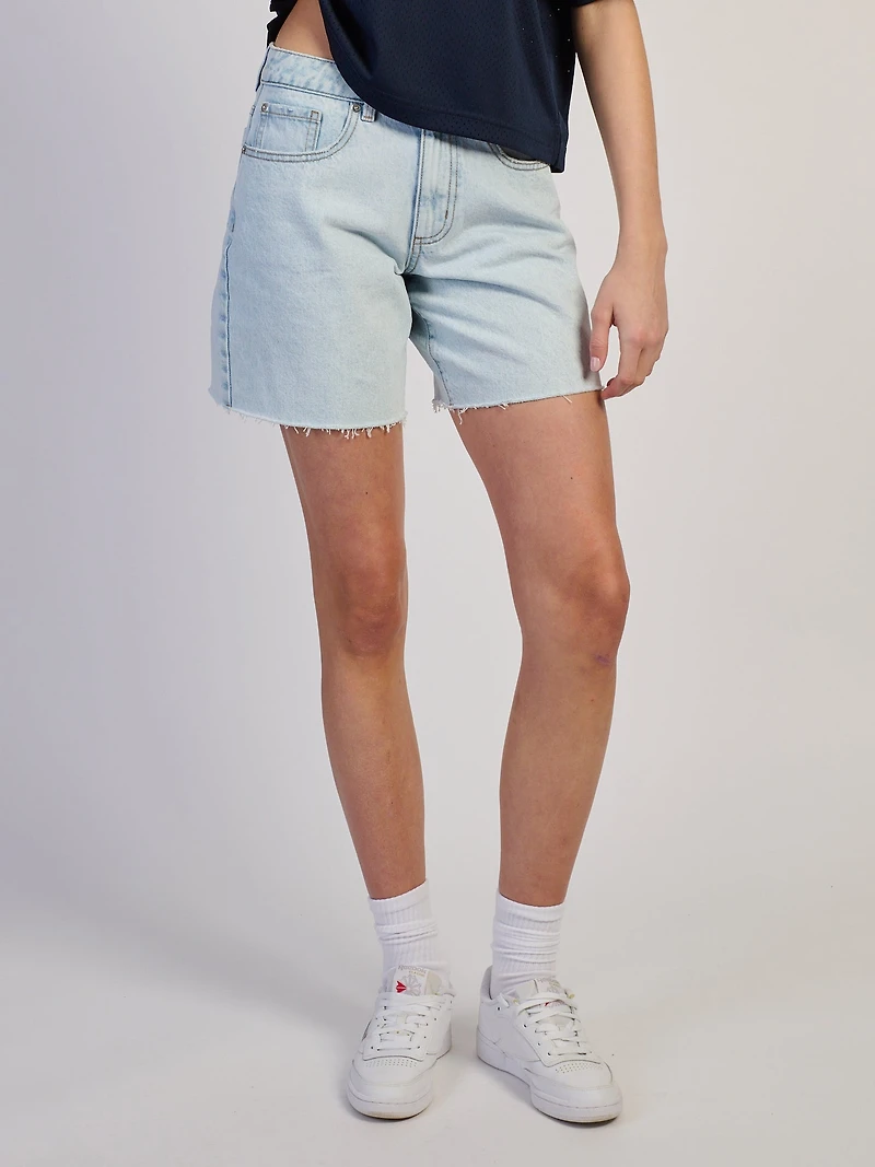 HARLOW LAINEY SHORT - LIGHT WASH