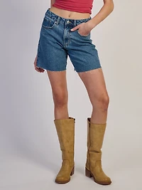 HARLOW LAINEY SHORT - MID WASH