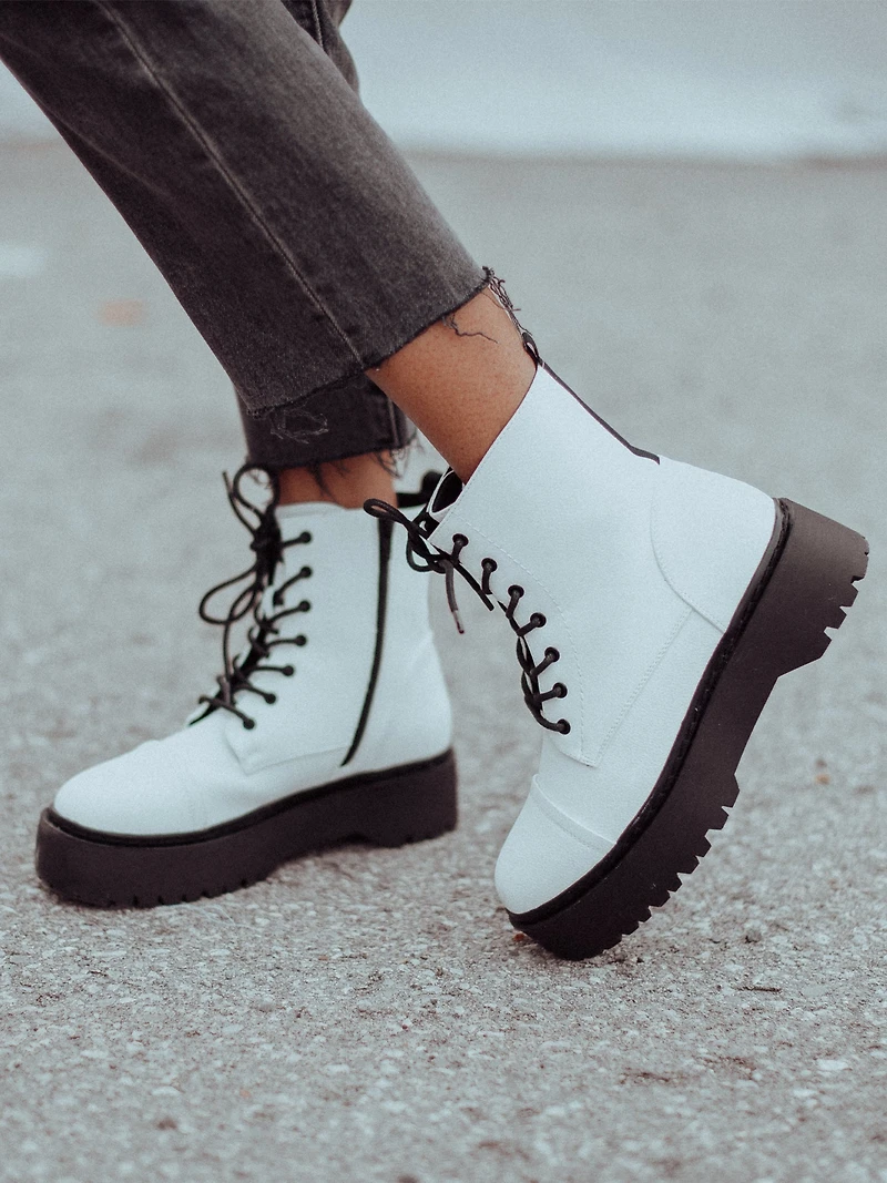 WOMENS HARLOW LUNA SHORT BOOT