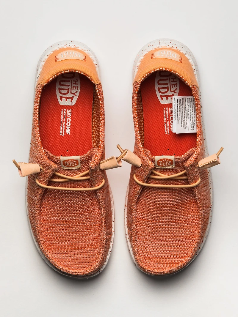 BASKETS WOMENS HEY DUDE WENDY STRETCH SOX - PEACH