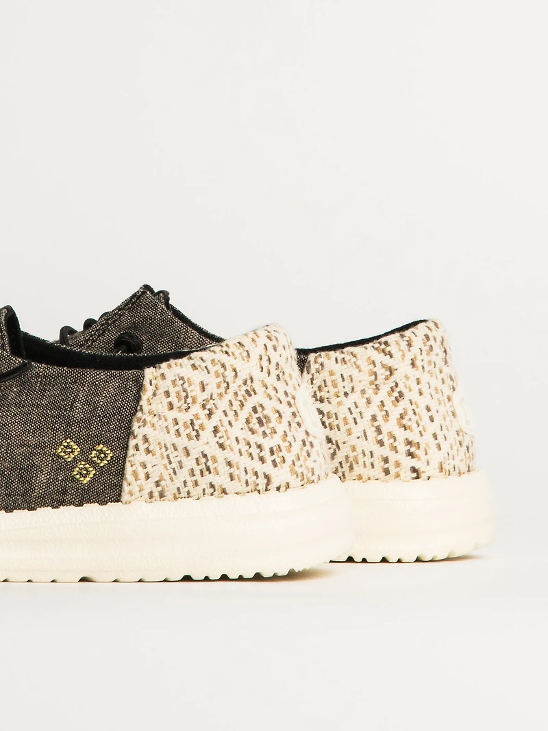 BASKETS WOMENS HEY DUDE WENDY FUNK SURF BAJA - NOIR