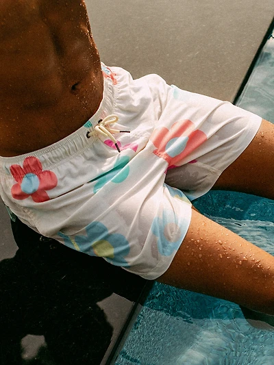 ISLAND HAZE DAISY 5IN VOLLEY SHORT - CREAM