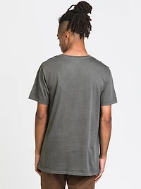 TEE-SHIRT À POCHE EN TEINTURE VÉGÉTALE POUR HOMME