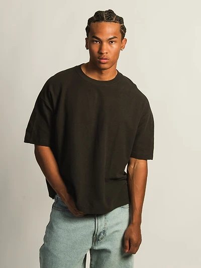 KOLBY SHORT CUT KNIT TEE- BLACK