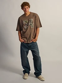 KOLBY LOOSE FIT FOOTBALL T-SHIRT