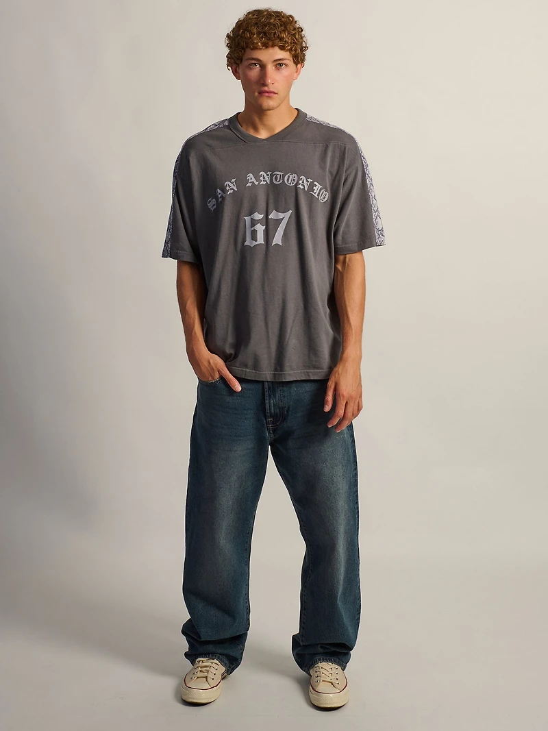 KOLBY LOOSE FIT FOOTBALL TEE - CHARCOAL