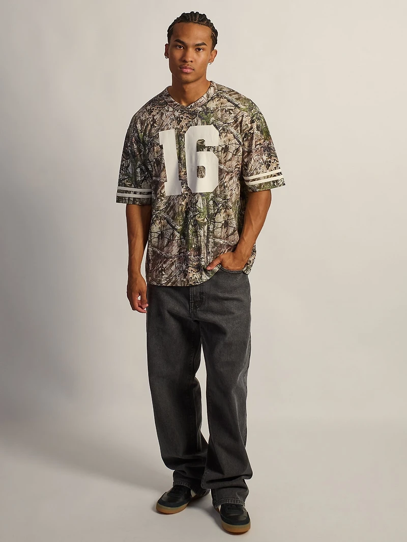 KOLBY LOOSE FIT FOOTBALL T-SHIRT - CAMOUFLAGE