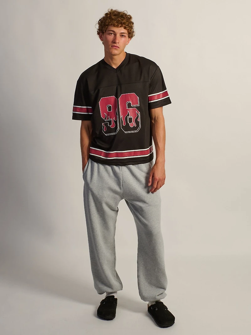 KOLBY KIT TEE - BLACK