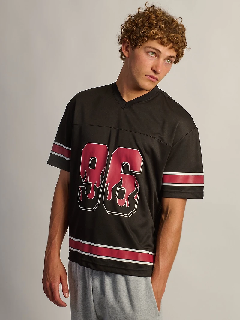 KOLBY KIT TEE - BLACK