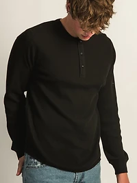 KOLBY WAFFLE HENLEY - BLACK
