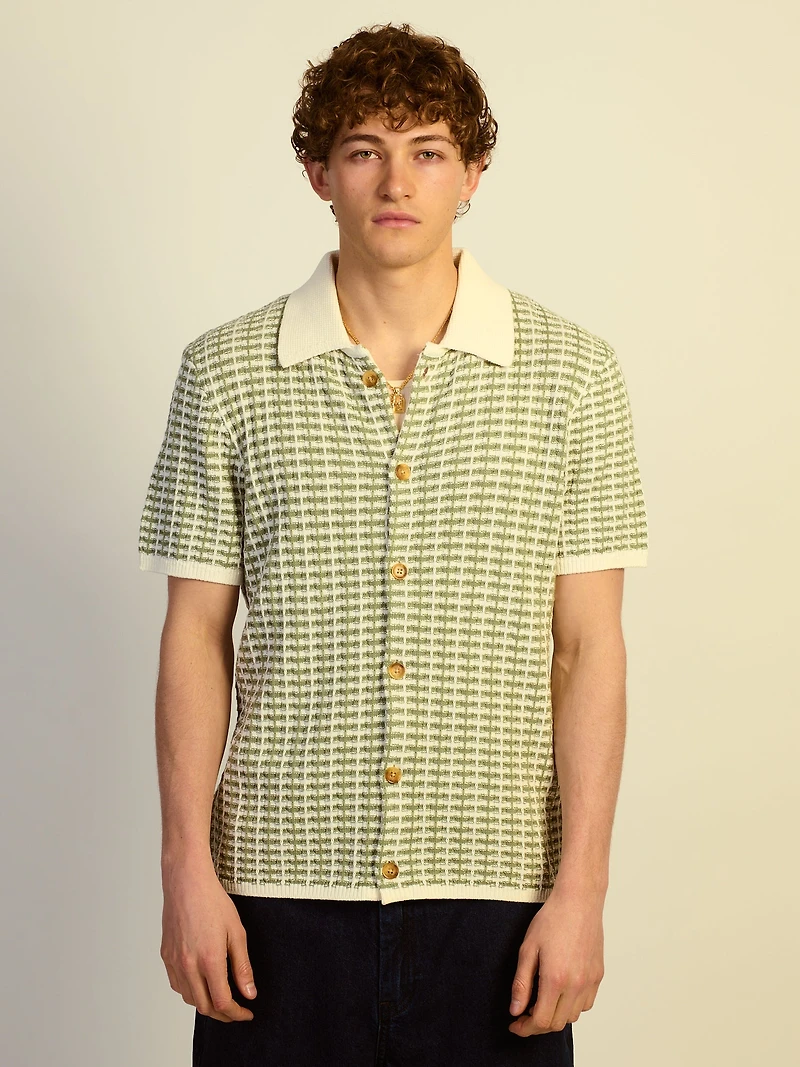 KOLBY RELAXED FIT KNIT BUTTON UP - GREEN