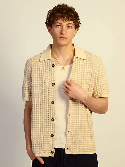 KOLBY RELAXED FIT KNIT BUTTON UP