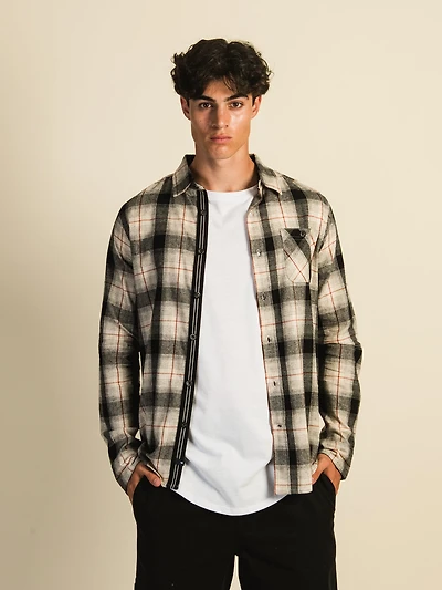 KOLBY CLASSIC PLAID BUTTON UP