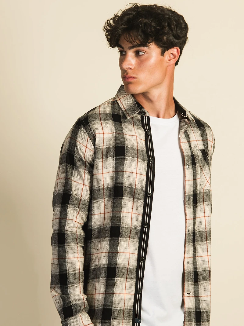 KOLBY CLASSIC PLAID BUTTON UP
