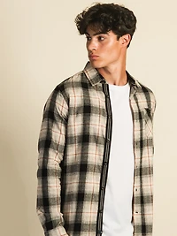 KOLBY CLASSIC PLAID BUTTON UP