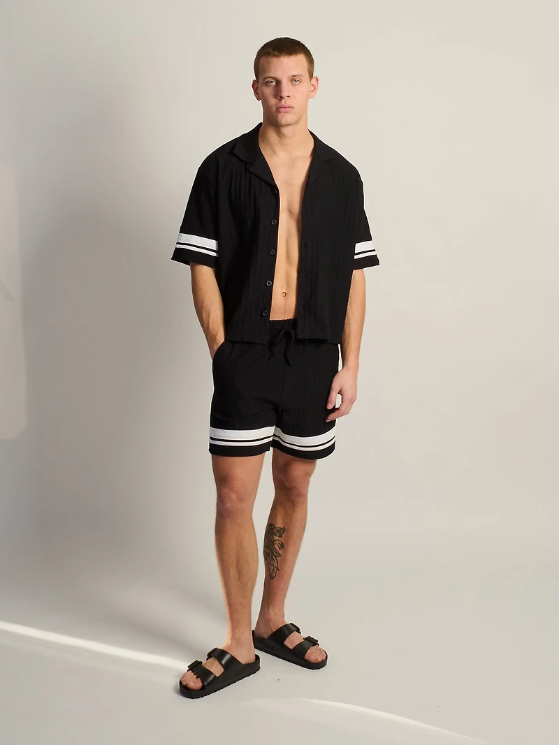 KOLBY SHORT CUT RIBBED BUTTON UP