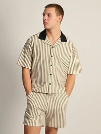KOLBY SHORT CUT RIBBED BUTTON UP - PINSTRIPE