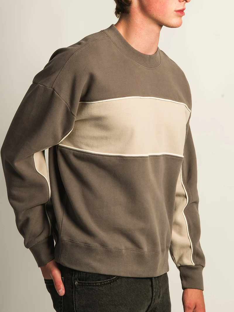 KOLBY STRIPED RELAXED CREW FIT - IRON