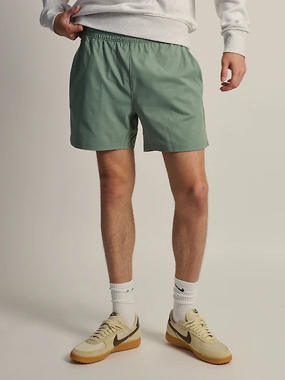 KOLBY STRETCH PULL ON SHORT - DUSTY GREEN