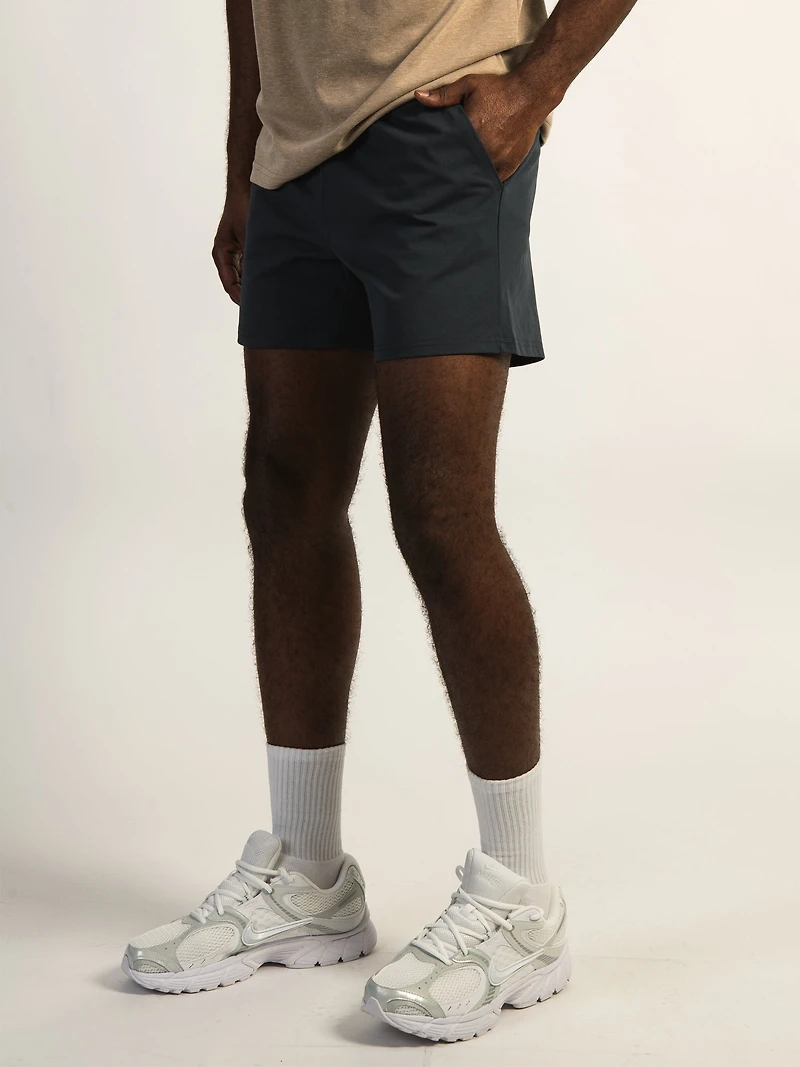 KOLBY KEEP COOL STRETCH PULL ON SHORT - NAVY