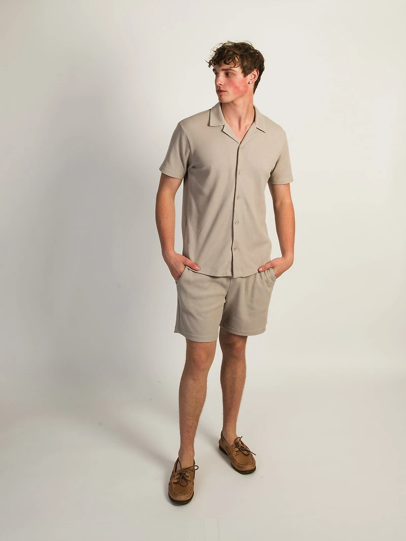 SHORT KOLBY WAFFLE - PEBBLE