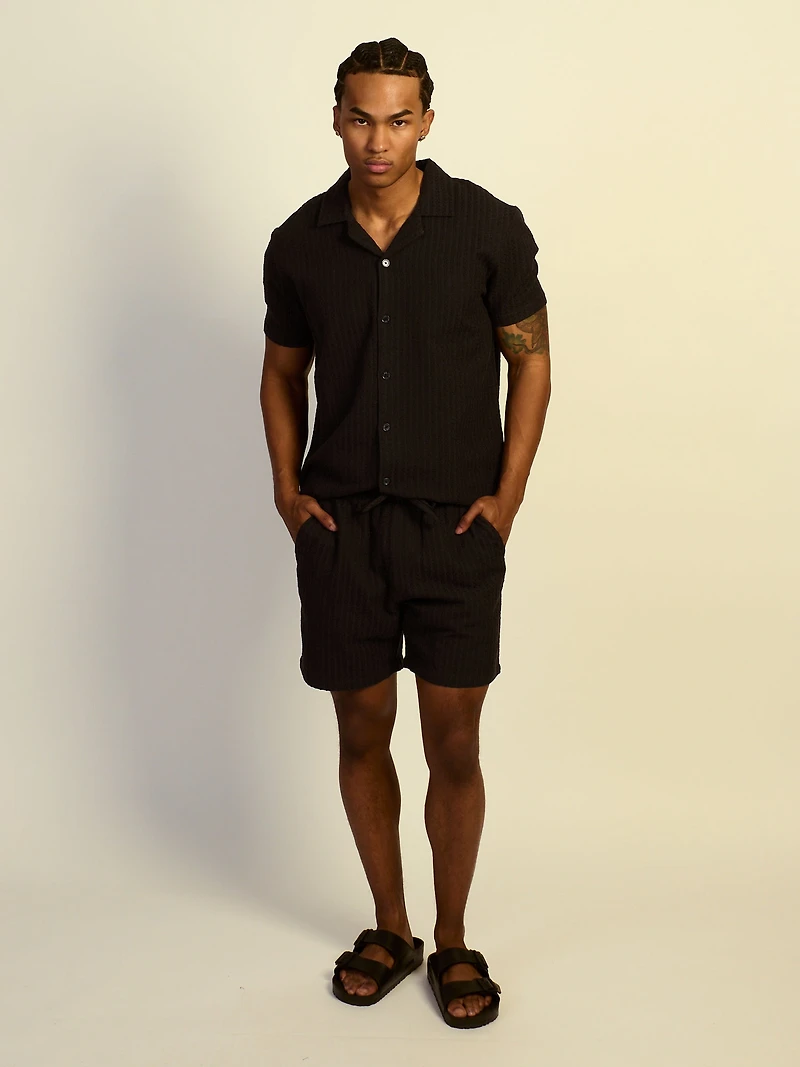KOLBY WOVEN SHORT