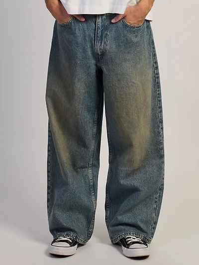 LEVIS EXTRA BAGGY WHEREVER YOU ARE JEAN