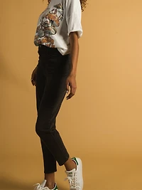 LEVIS HIGH WAIST MOM JEAN - CLEARANCE