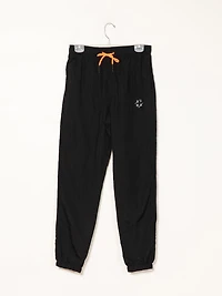 LIRA FULL COURT NYLON JOGGER