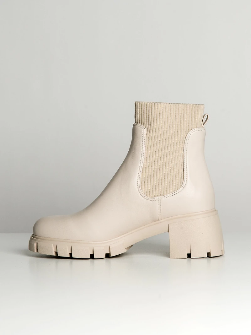 WOMENS STEVE MADDEN HAYLE BOOT - CLEARANCE