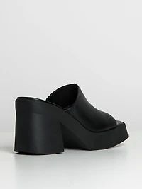 WOMENS STEVE MADDEN KANE - CLEARANCE