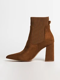 WOMENS STEVE MADDEN REVENGE BOOT - CLEARANCE
