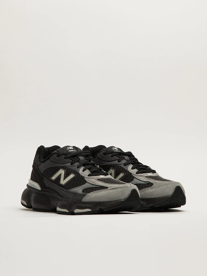 NEW BALANCE THE 603 SNEAKER - BLACK