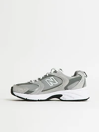 WOMENS NEW BALANCE THE 530 SNEAKER