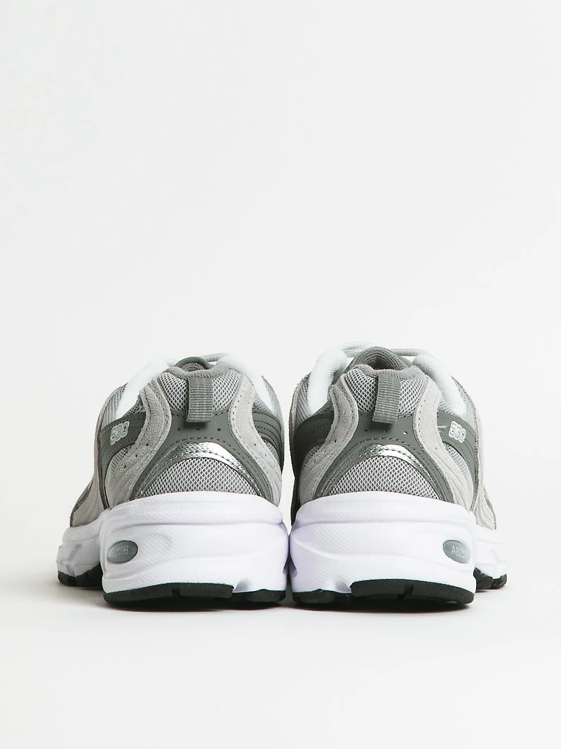 WOMENS NEW BALANCE THE 530 SNEAKER - RAINCLOUD