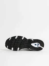 WOMENS NEW BALANCE THE 530 SNEAKER