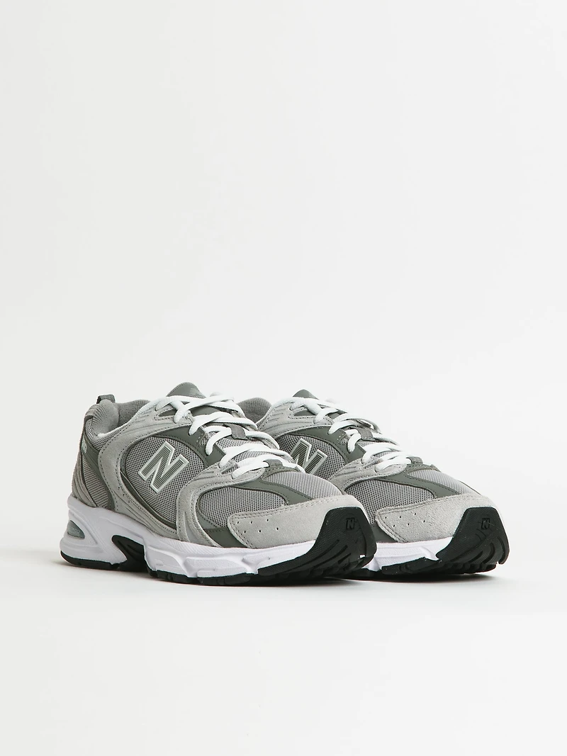 MENS NEW BALANCE THE 530 SNEAKER - RAINCLOUD
