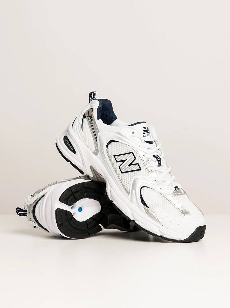 MENS NEW BALANCE THE 530 SNEAKER - WHITE/INDIGO