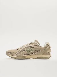 WOMENS NEW BALANCE THE 204L - SEA SALT