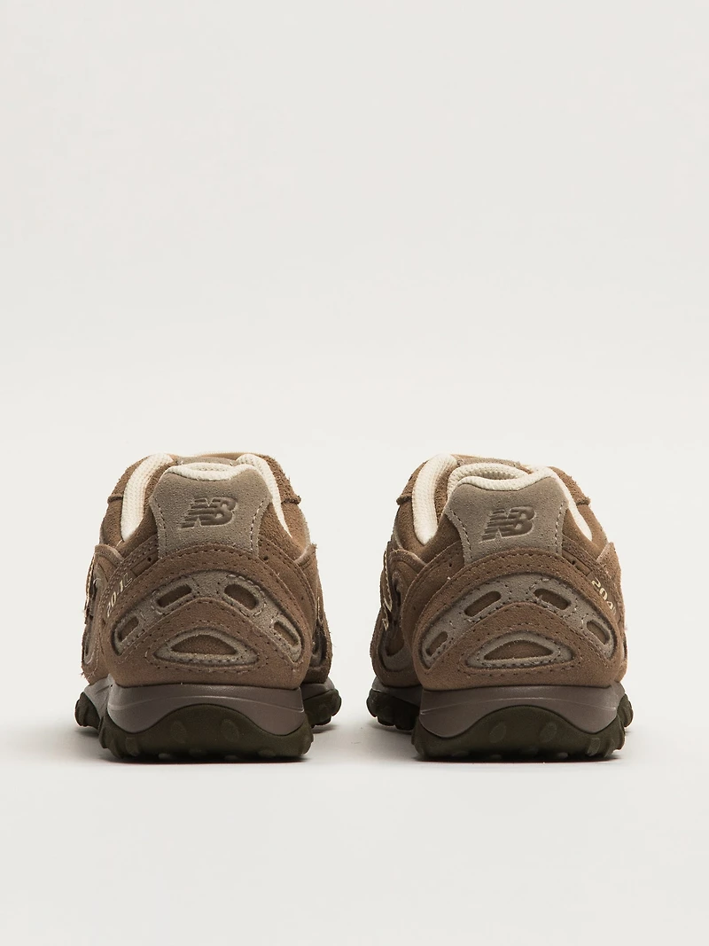 WOMENS NEW BALANCE THE 204L - MUSHROOM