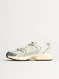 WOMENS NEW BALANCE THE 530 SNEAKER - SILVER METALLIC LINEN