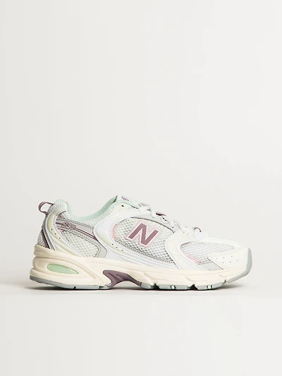 WOMENS NEW BALANCE THE 530 SNEAKER - SEA SALT/ICE WINE