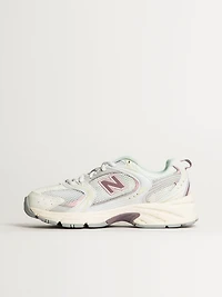 WOMENS NEW BALANCE THE 530 SNEAKER - SEA SALT/ICE WINE