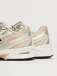 NEW BALANCE THE 740 SNEAKER - CREAM