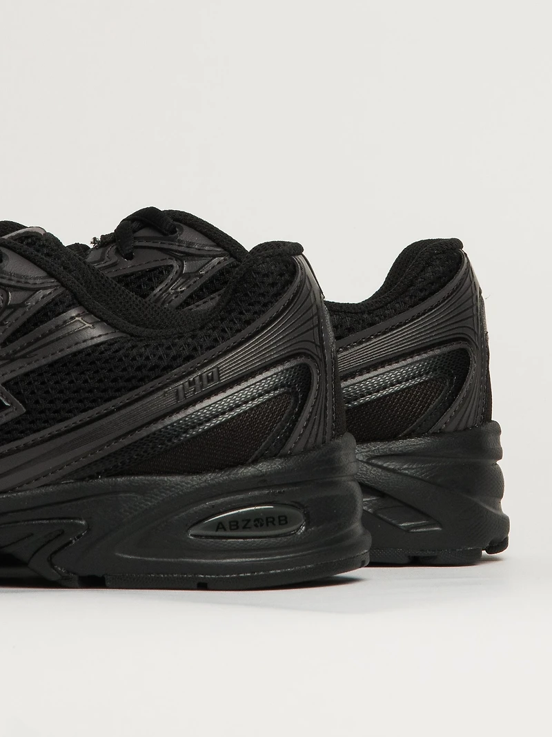NEW BALANCE LA BASKET 740