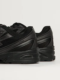 NEW BALANCE LA BASKET 740